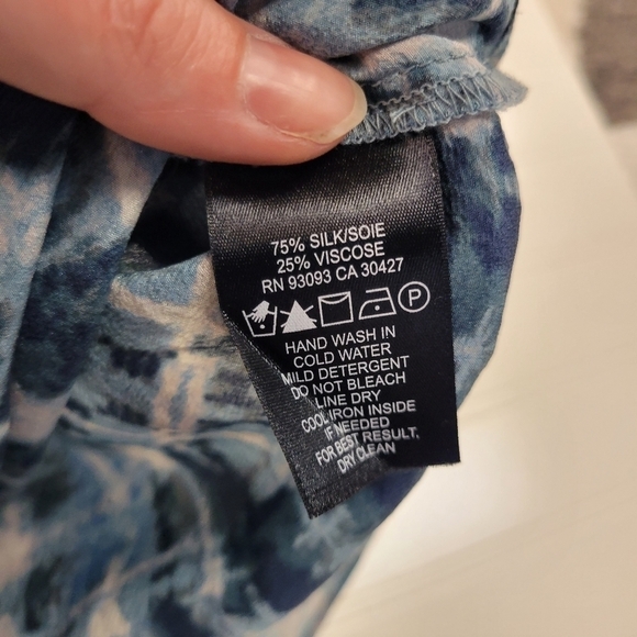 BUNDLE Nic + Zoe Silk Blend Short Sleeve Blouses - Picture 11 of 11